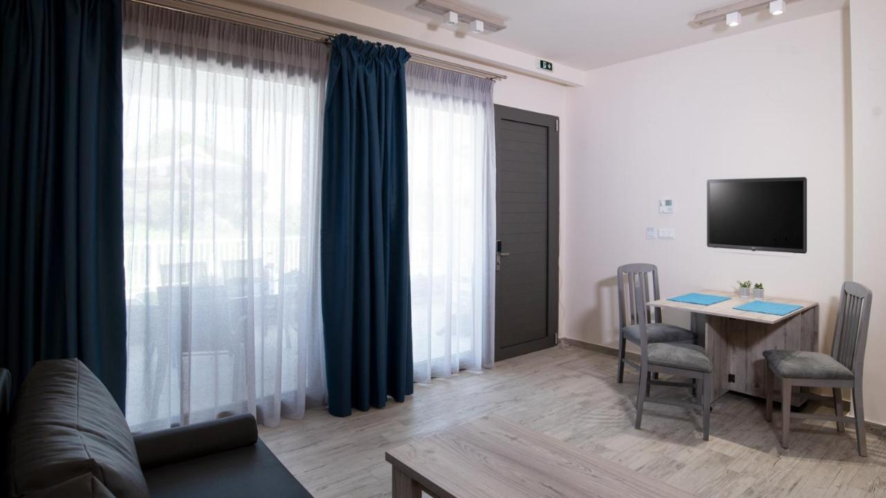Апартаменти The Palms Novasithonia Вурвуру Екстер'єр фото